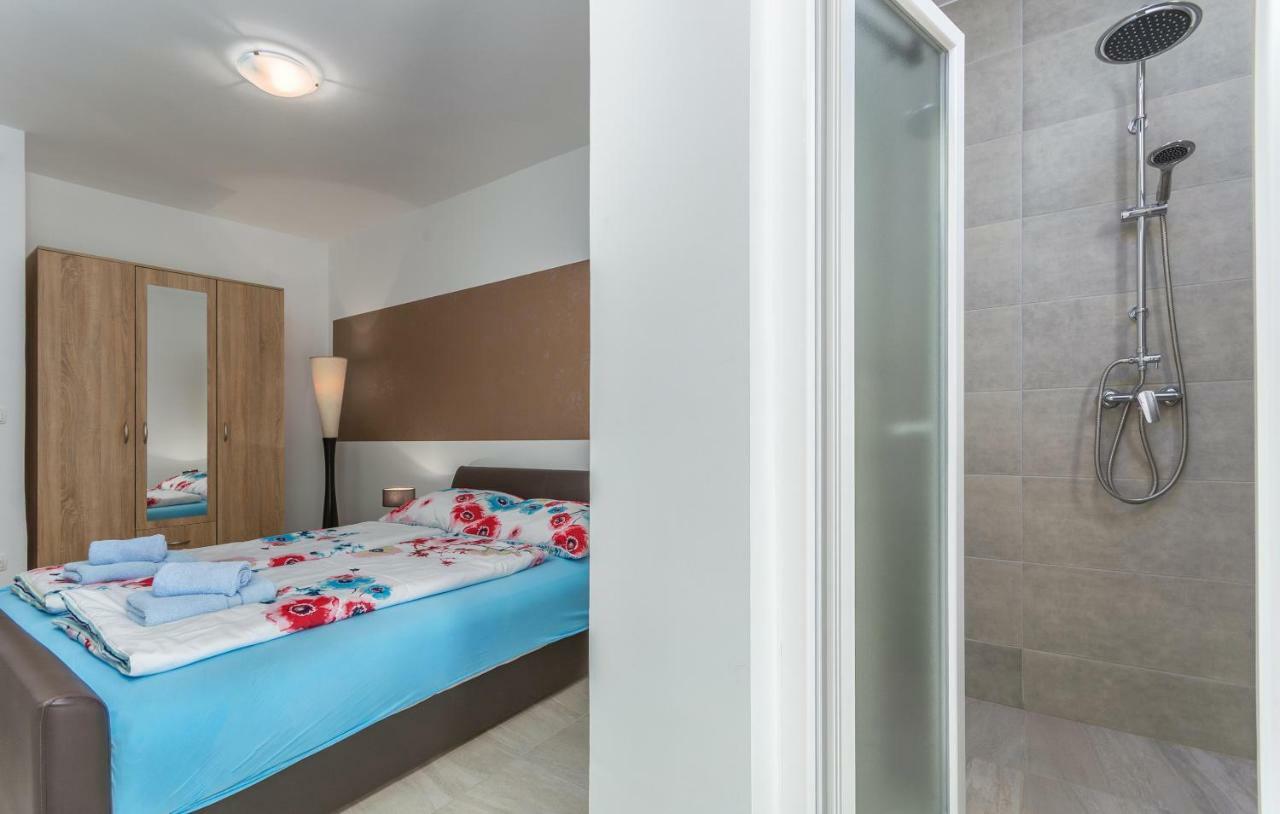 Villa Stephany Poreč Eksteriør bilde